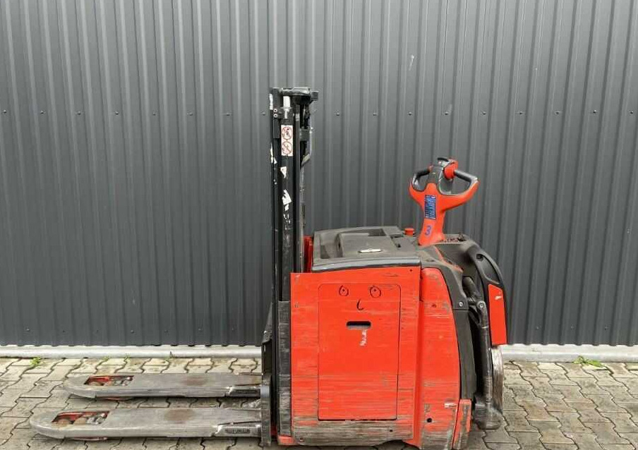 Linde D10AP - Stroj za zlaganje: slika 2 Linde D10AP - Stroj za zlaganje: slika 2