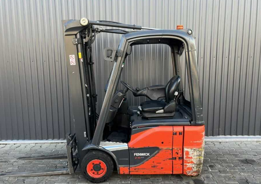 Linde E15-02 - Električni viličar: slika 2 Linde E15-02 - Električni viličar: slika 2
