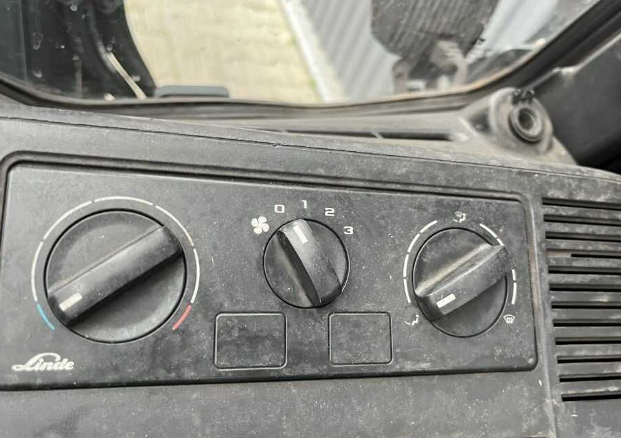 Linde E50HL-01 - Električni viličar: slika 5 Linde E50HL-01 - Električni viličar: slika 5