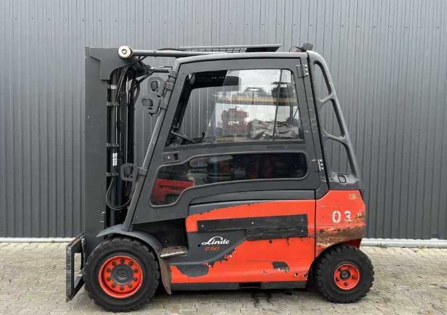 Linde E50HL-01 - Električni viličar: slika 2 Linde E50HL-01 - Električni viličar: slika 2