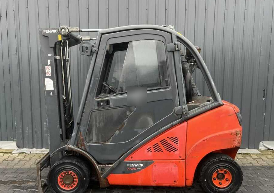 Linde H25D-02 - Diesel viličar: slika 2 Linde H25D-02 - Diesel viličar: slika 2