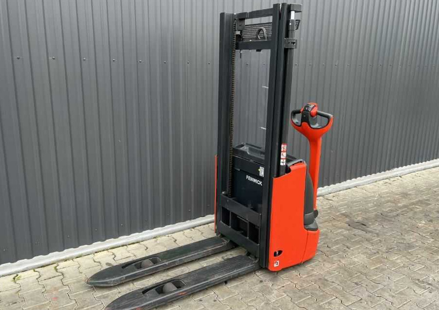 Linde L12 - Stroj za zlaganje: slika 1 Linde L12 - Stroj za zlaganje: slika 1