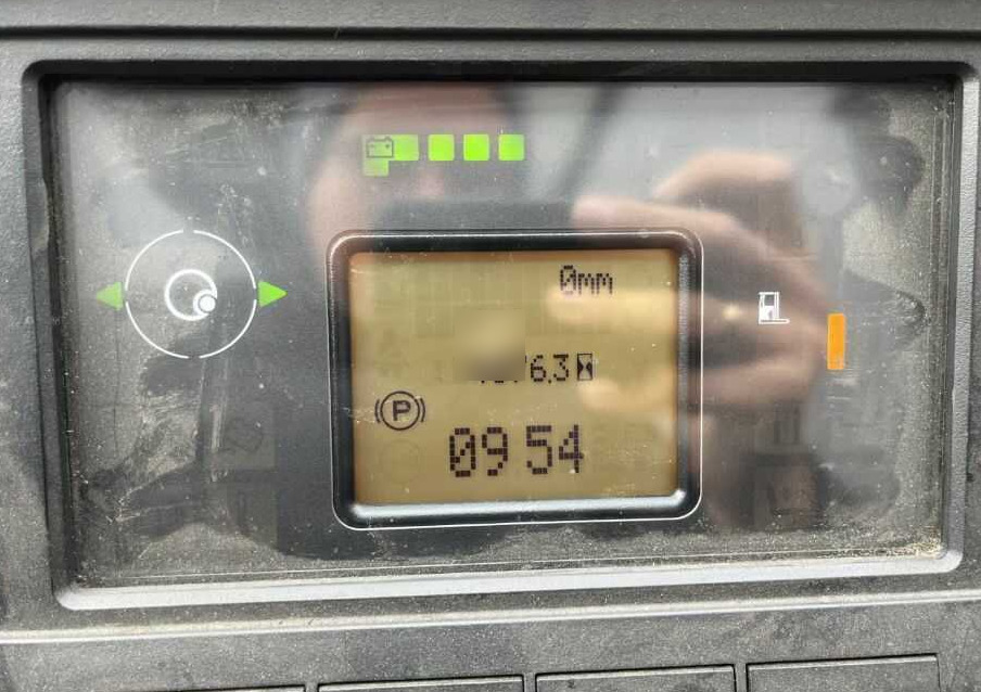 Viličar s pomičnim teleskopom Linde R16-01: slika 9