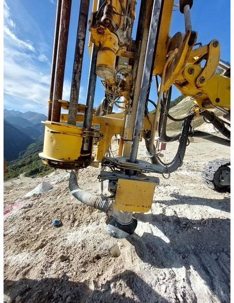 Atlas-Copco Roc F6 - Vrtalna naprava: slika 2 Atlas-Copco Roc F6 - Vrtalna naprava: slika 2