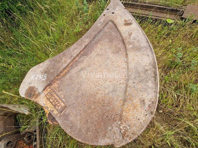 Case 988 - Žlica: slika 1 Case 988 - Žlica: slika 1