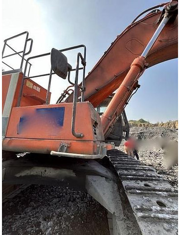 Hitachi ZX670 LCR-3 - Bager: slika 2 Hitachi ZX670 LCR-3 - Bager: slika 2