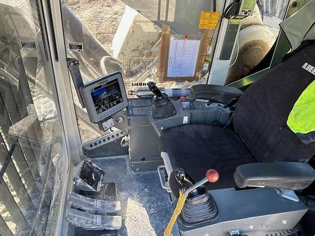 Liebherr R9100 - Bager goseničar: slika 5 Liebherr R9100 - Bager goseničar: slika 5