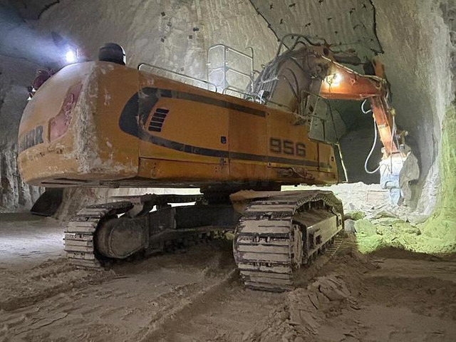 Liebherr R956HD - Bager goseničar: slika 1 Liebherr R956HD - Bager goseničar: slika 1