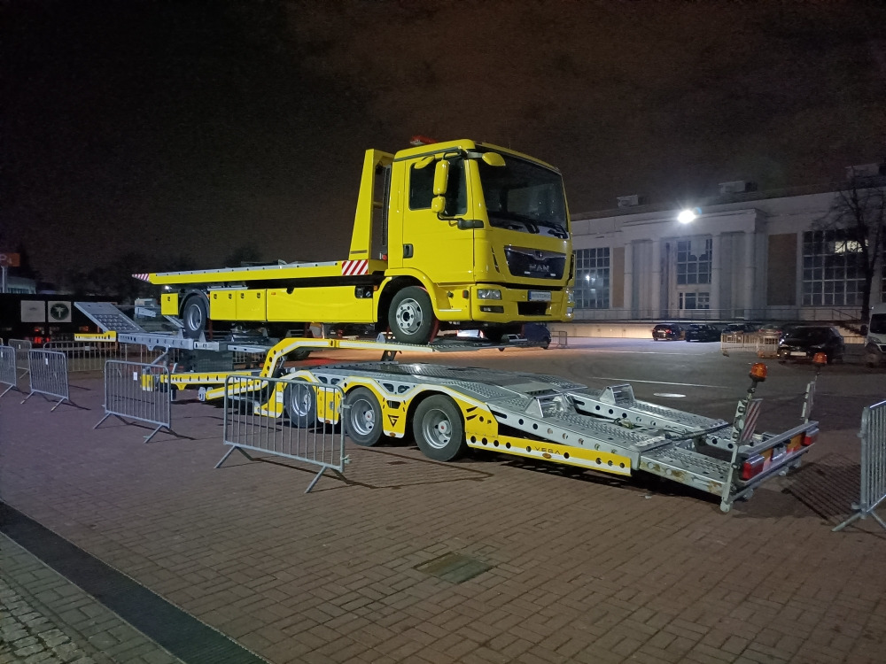 ALPHAMAX 3 AXLE TRUCK TRANSPORTER VEGA TRAILER - Polprikolica avtotransporter: slika 3 ALPHAMAX 3 AXLE TRUCK TRANSPORTER VEGA TRAILER - Polprikolica avtotransporter: slika 3
