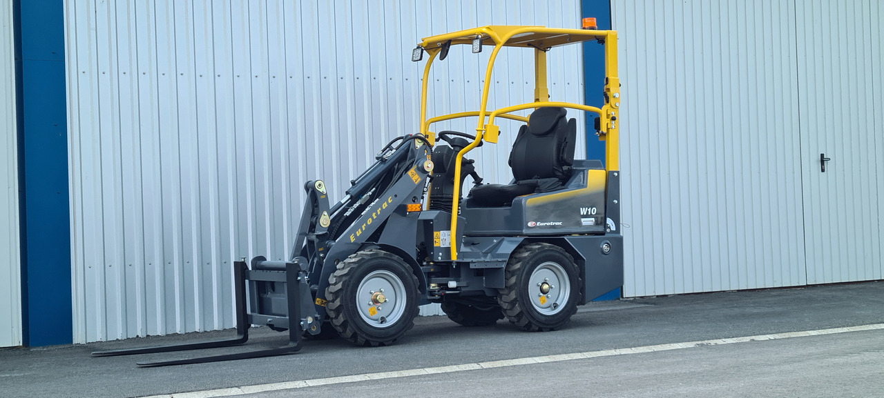 Eurotrac W10 Radlader Hoflader - Zgibni nakladalnik: slika 1 Eurotrac W10 Radlader Hoflader - Zgibni nakladalnik: slika 1