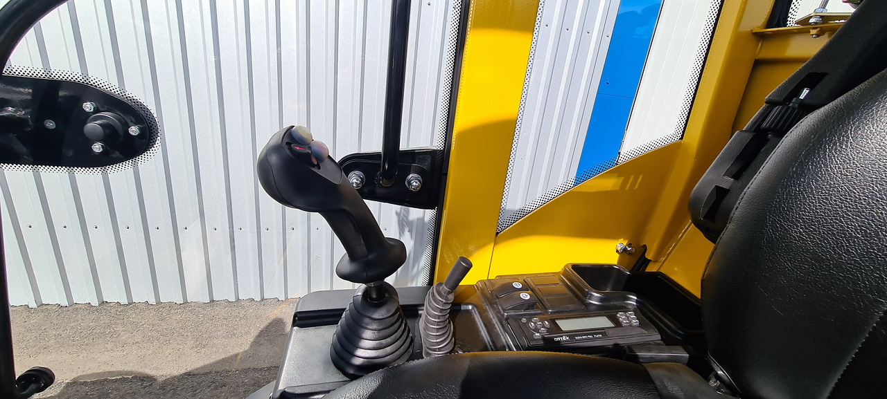 Eurotrac W12 Radlader Hoflader - Zgibni nakladalnik: slika 5 Eurotrac W12 Radlader Hoflader - Zgibni nakladalnik: slika 5
