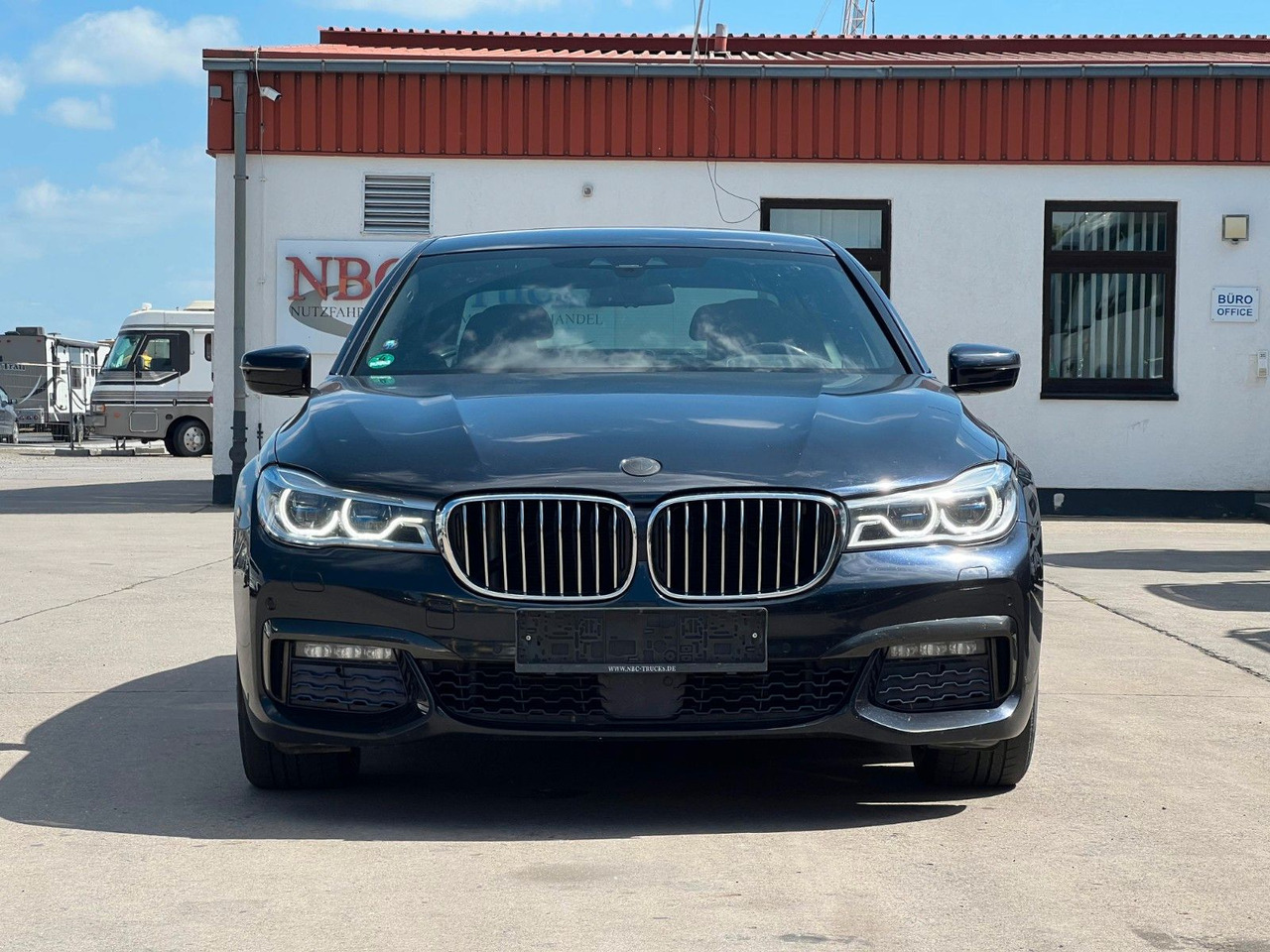 BMW 740D*xDrive*ACC* MASSAGE *STANDHE *LUFT*M PAKET BMW 740D*xDrive*ACC* MASSAGE *STANDHE *LUFT*M PAKET - Limuzina: slika 2 BMW 740D*xDrive*ACC* MASSAGE *STANDHE *LUFT*M PAKET BMW 740D*xDrive*ACC* MASSAGE *STANDHE *LUFT*M PAKET - Limuzina: slika 2