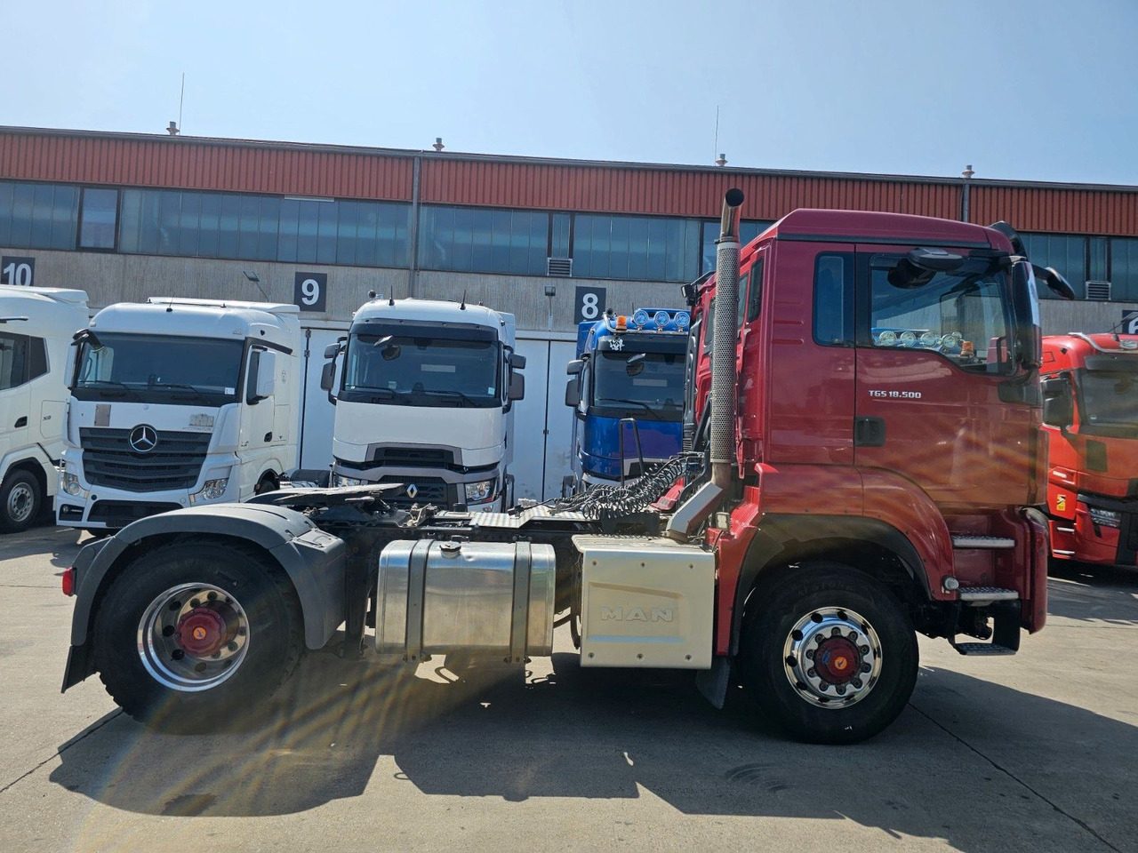 MAN TGS 18.500*HYDRO-DRIVE * STANDHZ. * KLIMA * NAV - Vlačilec: slika 4 MAN TGS 18.500*HYDRO-DRIVE * STANDHZ. * KLIMA * NAV - Vlačilec: slika 4