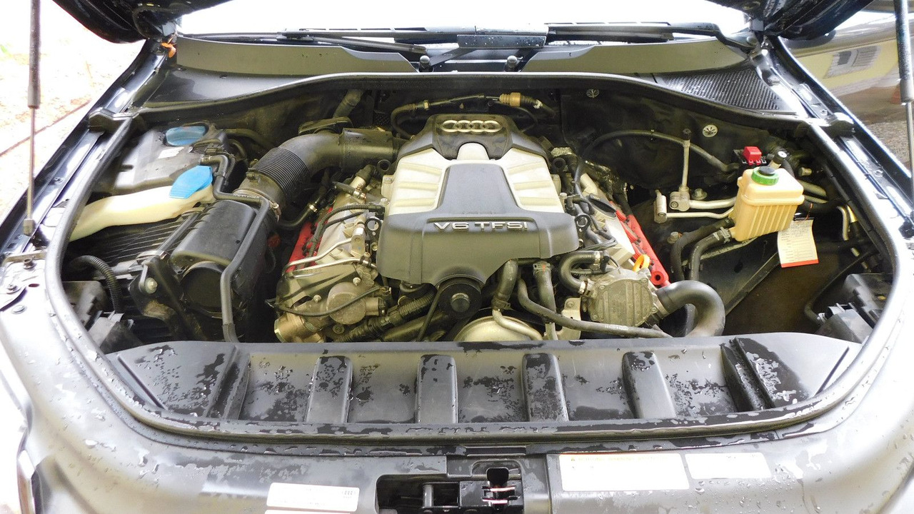 Audi Q7 3.0TFSI 7-Sitzer perfect for UA Export - SUV: slika 2 Audi Q7 3.0TFSI 7-Sitzer perfect for UA Export - SUV: slika 2