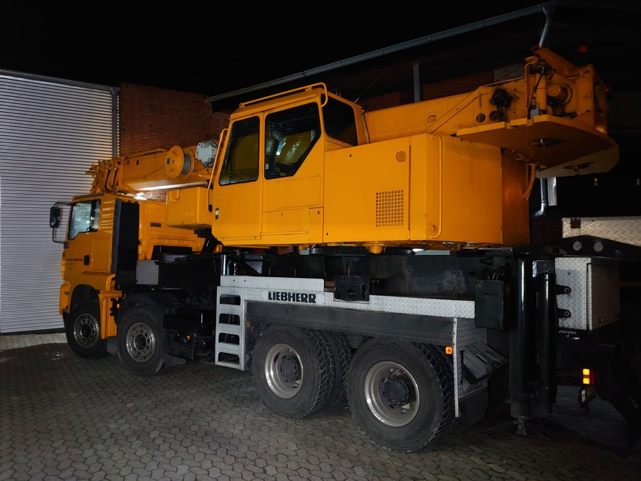 MAN 35.390 LTF 1030-1035-1040 - Vlečno vozilo: slika 3 MAN 35.390 LTF 1030-1035-1040 - Vlečno vozilo: slika 3