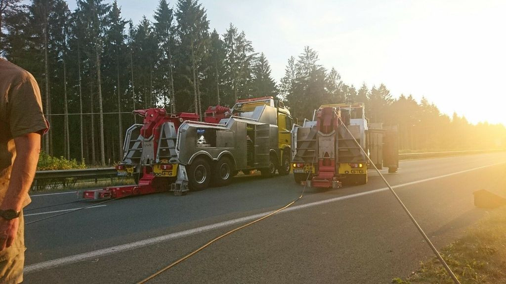 Mercedes-Benz Arocs 8x8 4153 G&G Wrecker Mercedes-Benz Arocs 8x8 4153 G&G Wrecker - Vlečno vozilo: slika 2 Mercedes-Benz Arocs 8x8 4153 G&G Wrecker Mercedes-Benz Arocs 8x8 4153 G&G Wrecker - Vlečno vozilo: slika 2