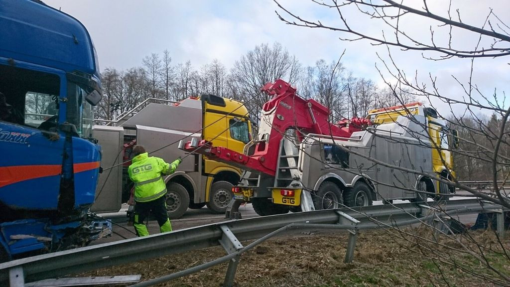 Mercedes-Benz Arocs 8x8 4153 G&G Wrecker Mercedes-Benz Arocs 8x8 4153 G&G Wrecker - Vlečno vozilo: slika 5 Mercedes-Benz Arocs 8x8 4153 G&G Wrecker Mercedes-Benz Arocs 8x8 4153 G&G Wrecker - Vlečno vozilo: slika 5