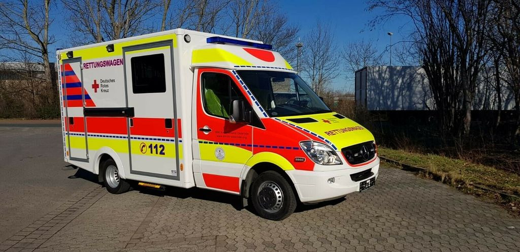 Mercedes-Benz Sprinter 516 // 1 J Garantie // - Reševalno vozilo: slika 1 Mercedes-Benz Sprinter 516 // 1 J Garantie // - Reševalno vozilo: slika 1