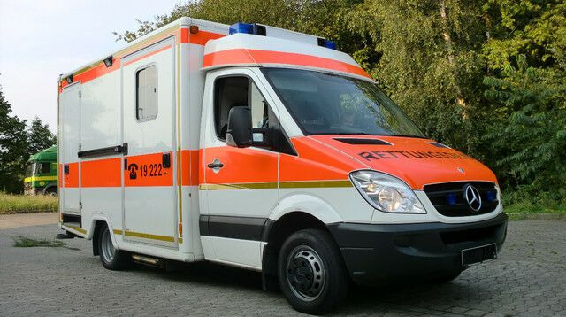 Mercedes-Benz Sprinter 516 CDI /on Stock / - Reševalno vozilo: slika 3 Mercedes-Benz Sprinter 516 CDI /on Stock / - Reševalno vozilo: slika 3