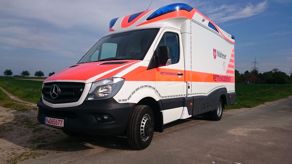 Mercedes-Benz Tigis Mod 2016 wie neu Mercedes-Benz Tigis Mod 2016 wie neu - Reševalno vozilo: slika 5 Mercedes-Benz Tigis Mod 2016 wie neu Mercedes-Benz Tigis Mod 2016 wie neu - Reševalno vozilo: slika 5