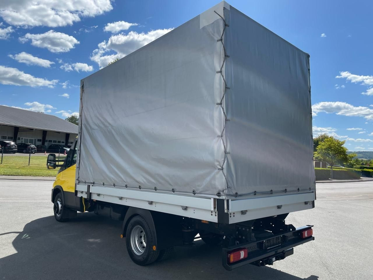 Iveco Daily 70C21HA8/P (72C) Euro6 Klima AHK Navi ZV - Dostavno vozilo s ponjavo: slika 5 Iveco Daily 70C21HA8/P (72C) Euro6 Klima AHK Navi ZV - Dostavno vozilo s ponjavo: slika 5