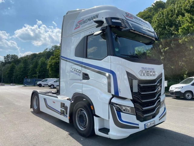 Iveco S-Way AS440S50T/P Euro6 Intarder Klima Navi ZV - Vlačilec: slika 2 Iveco S-Way AS440S50T/P Euro6 Intarder Klima Navi ZV - Vlačilec: slika 2