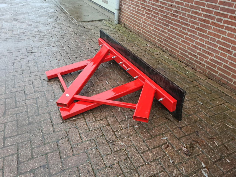 AGM rubberschuif - Oprema za živino: slika 3 AGM rubberschuif - Oprema za živino: slika 3