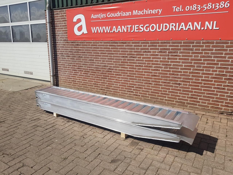 Oprijplanken 3000x450 mm - Nakladalna rampa: slika 2 Oprijplanken 3000x450 mm - Nakladalna rampa: slika 2
