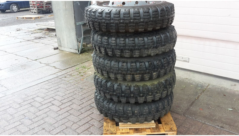 Vredenstein banden - Gume in platišča: slika 1 Vredenstein banden - Gume in platišča: slika 1