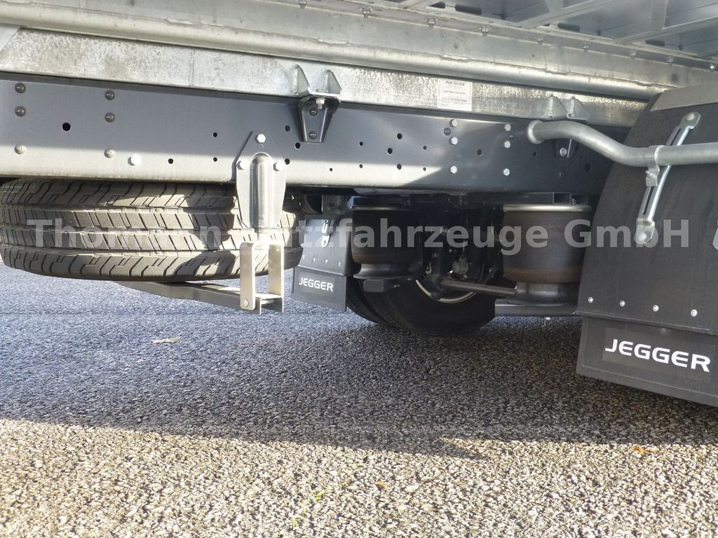 Nov Vlečno vozilo, Dostavno vozilo Iveco DAILY 70C18 DoKa Schiebeplateau Luftfed Navi: slika 16