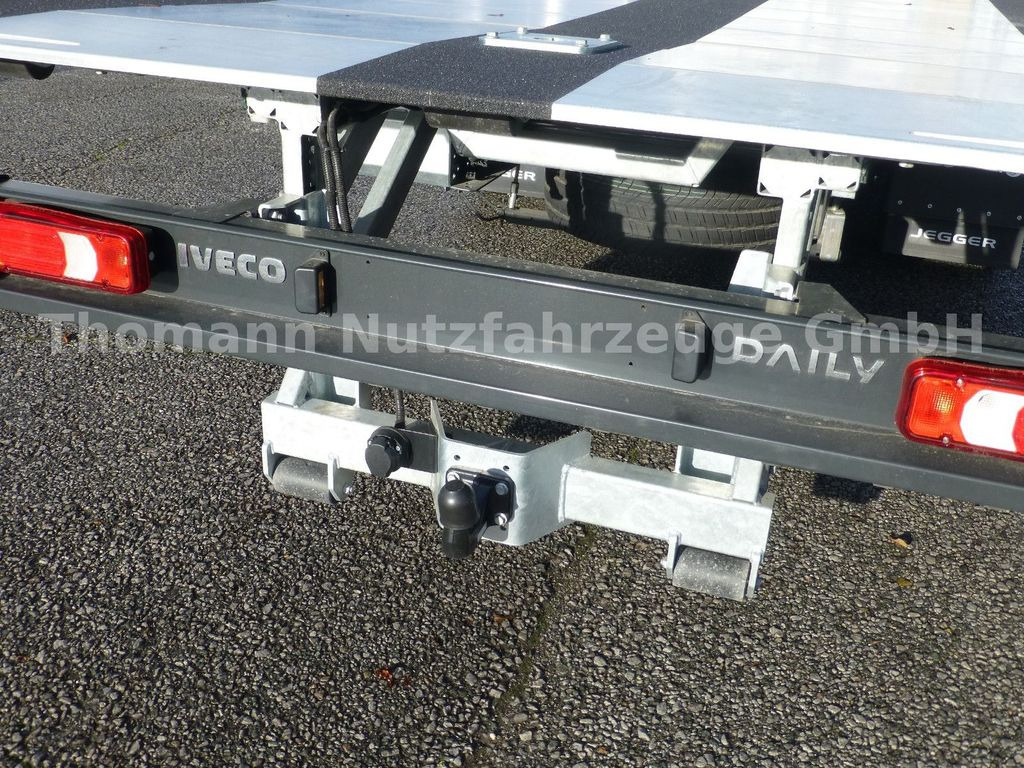 Nov Vlečno vozilo, Dostavno vozilo Iveco DAILY 70C18 DoKa Schiebeplateau Luftfed Navi: slika 18