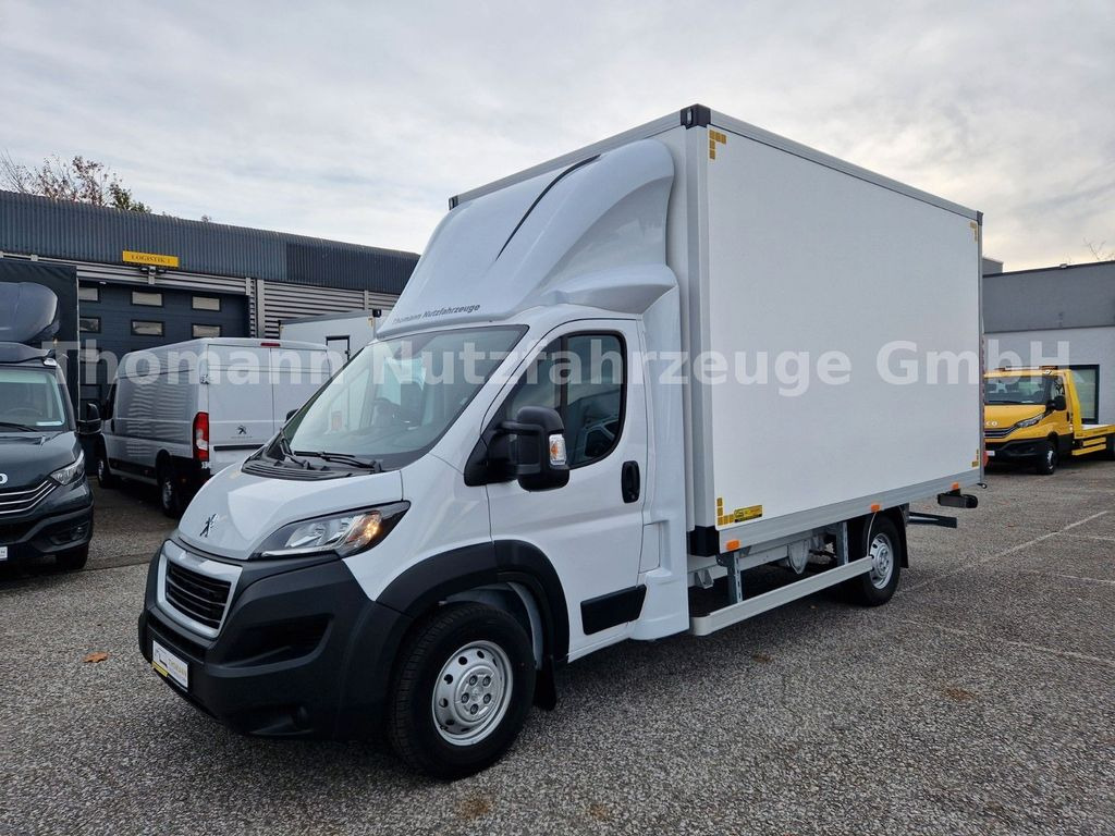 Peugeot Boxer Koffer Premium Ladebordwand 750Kg - Dostavno vozilo z zabojnikom: slika 2 Peugeot Boxer Koffer Premium Ladebordwand 750Kg - Dostavno vozilo z zabojnikom: slika 2