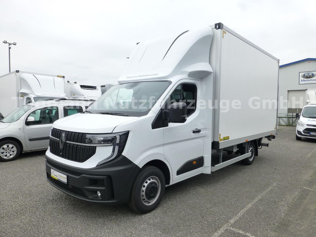 Renault NEW Master 2025 Koffer mit BÄR Ladebordwand - Dostavno vozilo z zabojnikom: slika 2 Renault NEW Master 2025 Koffer mit BÄR Ladebordwand - Dostavno vozilo z zabojnikom: slika 2