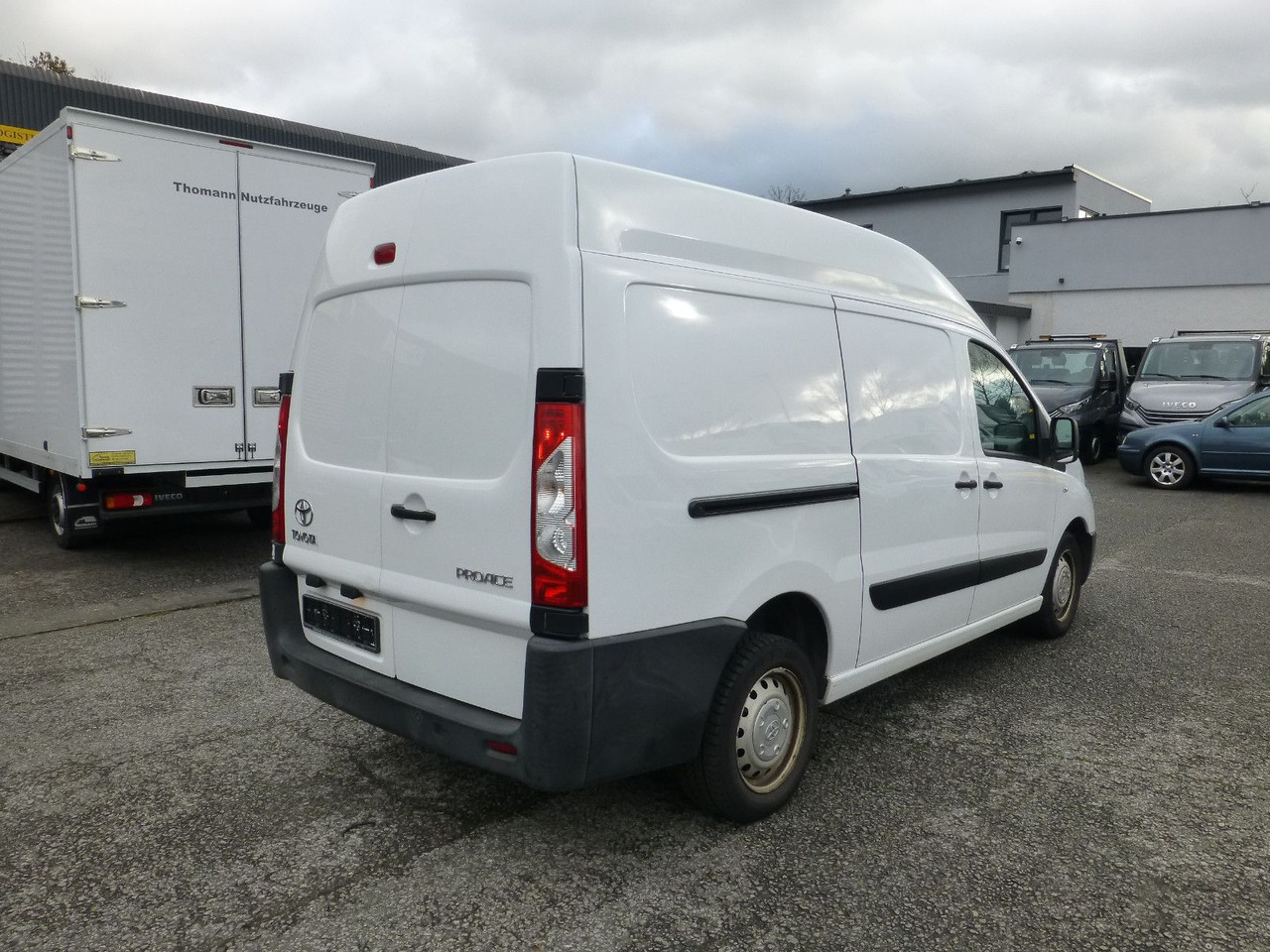 Toyota PROACE 2.0d L2H2 Klima Standheizung - Mali kombi: slika 5 Toyota PROACE 2.0d L2H2 Klima Standheizung - Mali kombi: slika 5