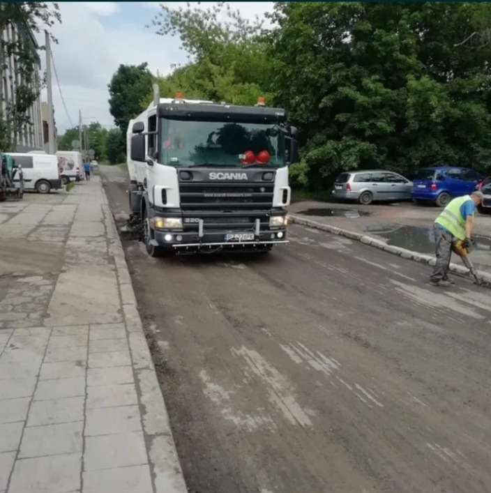 SCANIA 220 Scarab Magnum - Vozilo za pometanje: slika 2 SCANIA 220 Scarab Magnum - Vozilo za pometanje: slika 2