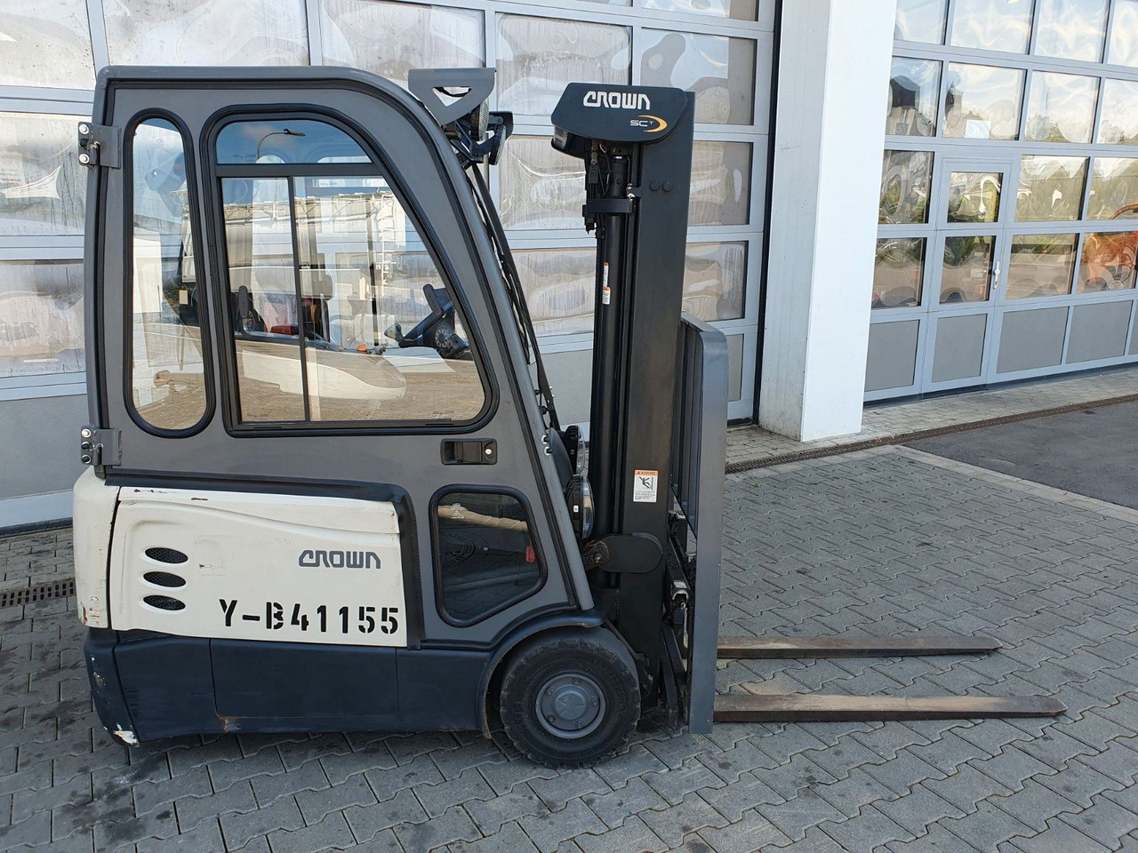 Crown SCT6020-1.3 / Triplex 4,3m / 2.658h / 2020 - Električni viličar: slika 2 Crown SCT6020-1.3 / Triplex 4,3m / 2.658h / 2020 - Električni viličar: slika 2