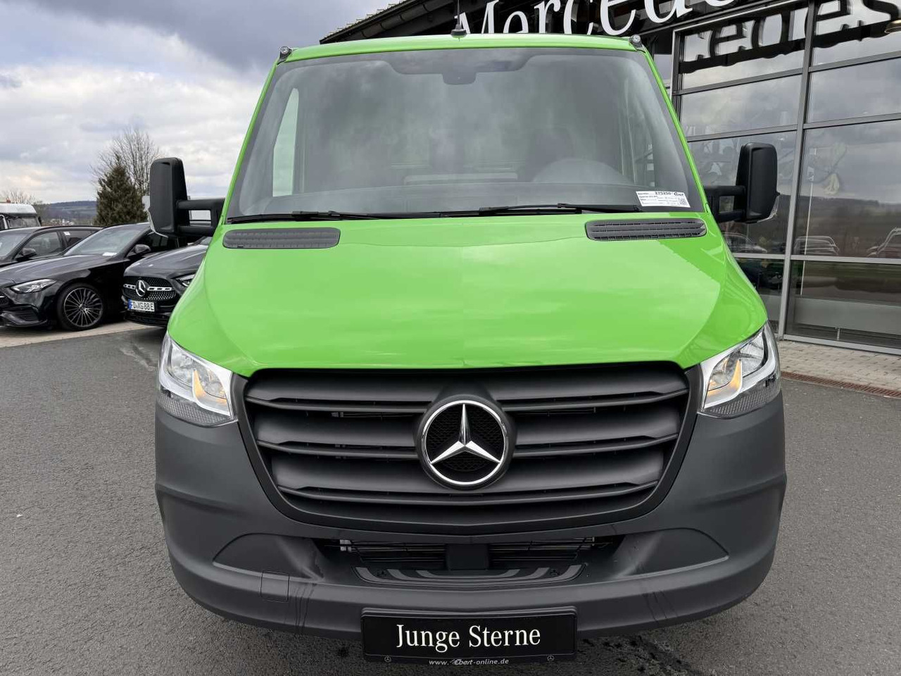 Mercedes-Benz Sprinter 317 CDI Fahrgestell 4325 Klima MBUX - Dostavno vozilo: slika 2 Mercedes-Benz Sprinter 317 CDI Fahrgestell 4325 Klima MBUX - Dostavno vozilo: slika 2
