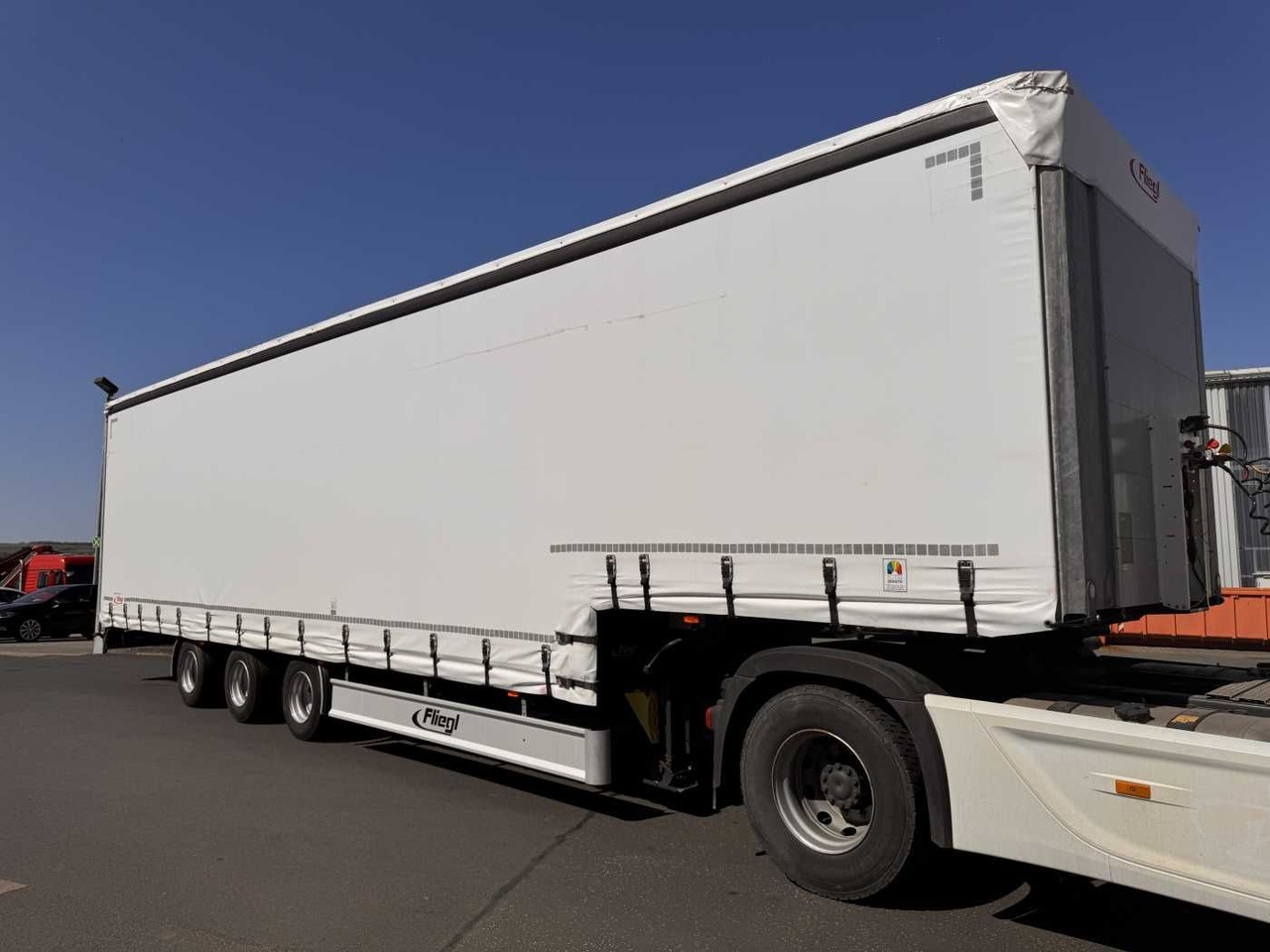 Fliegl SDS 350 Schiebeplane+Verdeck XL SAF 20.900Km - Polprikolica s ponjavo: slika 2 Fliegl SDS 350 Schiebeplane+Verdeck XL SAF 20.900Km - Polprikolica s ponjavo: slika 2