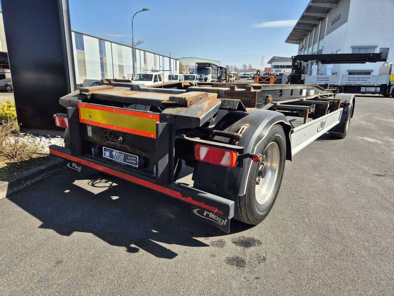 Fliegl ZPS180 Abroll-Container Tropper Pellet-Silo 22m³ Fliegl ZPS180 Abroll-Container Tropper Pellet-Silo 22m³ - Prikolica cisterna: slika 2 Fliegl ZPS180 Abroll-Container Tropper Pellet-Silo 22m³ Fliegl ZPS180 Abroll-Container Tropper Pellet-Silo 22m³ - Prikolica cisterna: slika 2