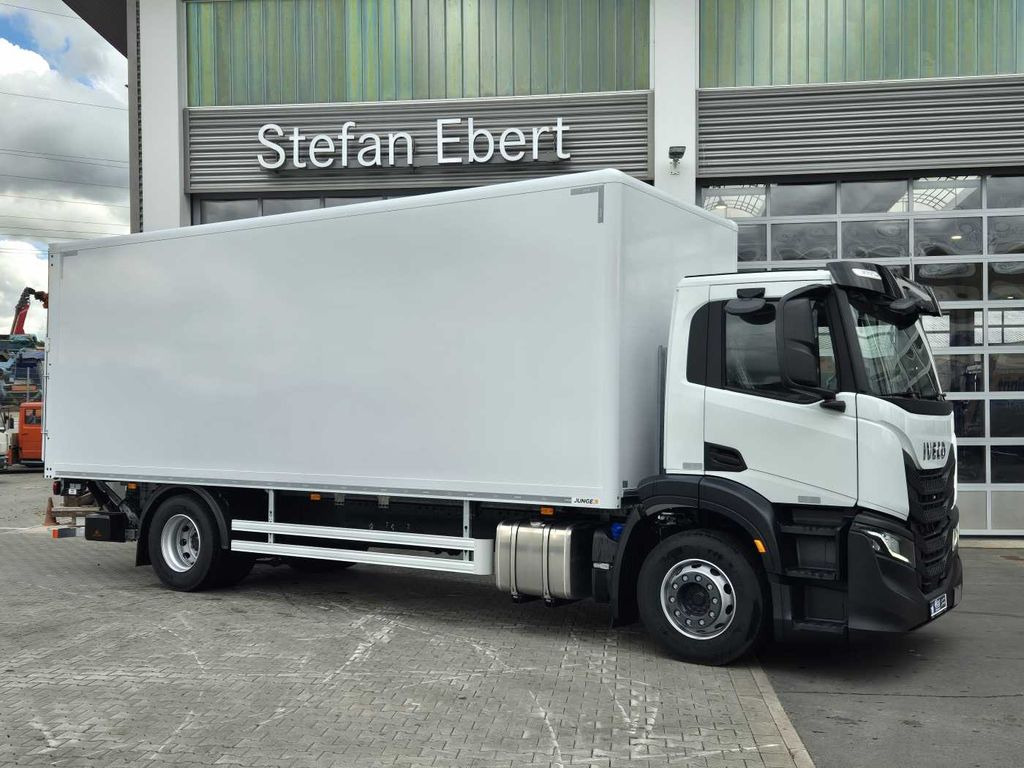 Iveco AD190S40/P 4x2 Ladebordwand 2.000kg Navi ACC - Tovornjak zabojnik: slika 3 Iveco AD190S40/P 4x2 Ladebordwand 2.000kg Navi ACC - Tovornjak zabojnik: slika 3