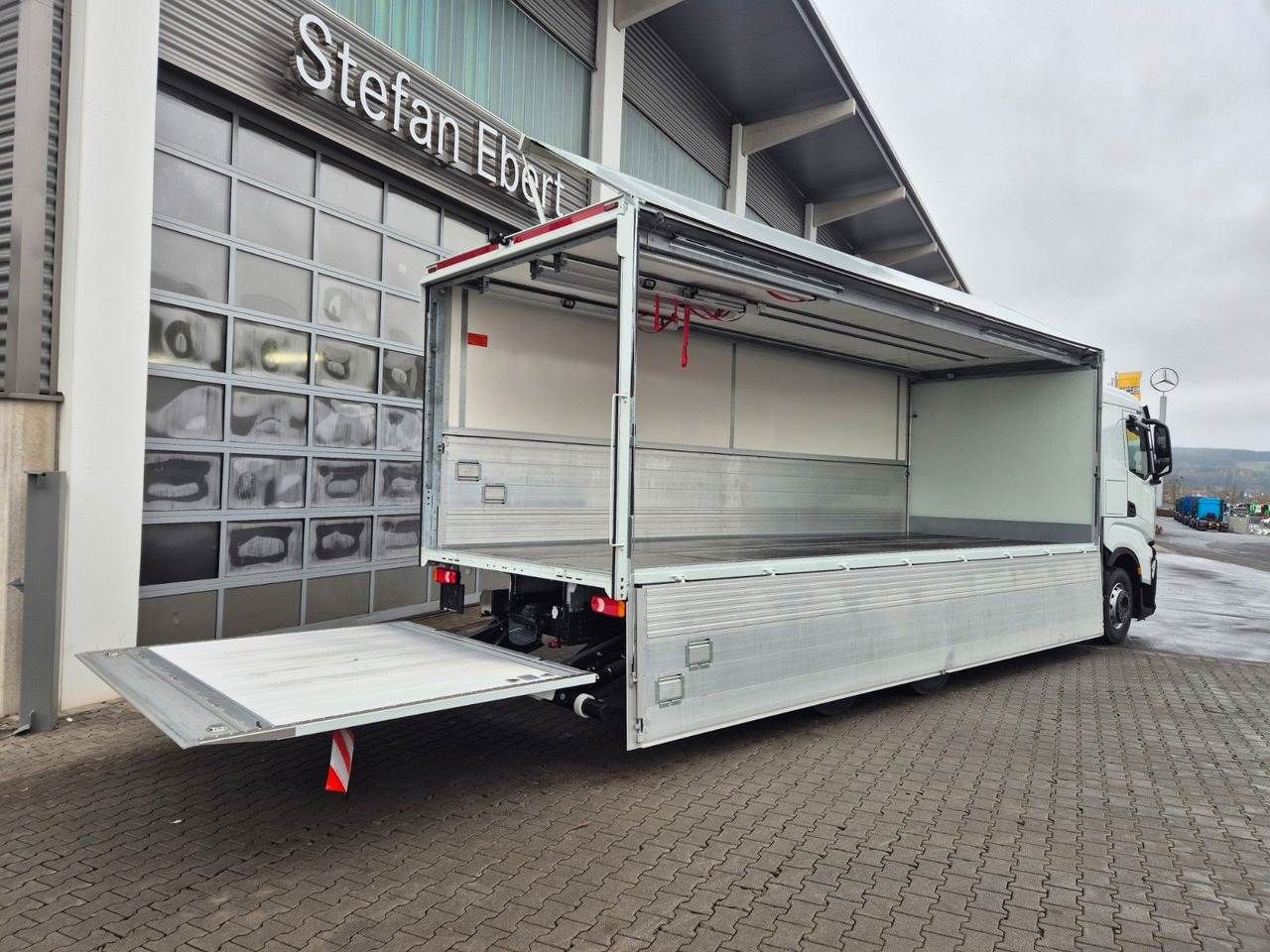 Tovornjak za prevoz pijač Iveco AS260S50Y/FS 6x2 Böse Schwenkwand + LBW 2 x AHK: slika 10