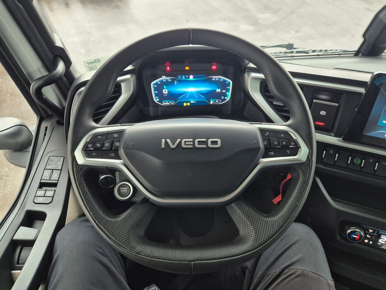 Tovornjak za prevoz pijač Iveco AS260S50Y/FS 6x2 Böse Schwenkwand + LBW 2 x AHK: slika 16