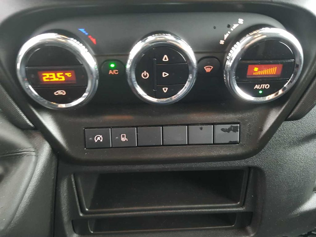 Furgon Iveco Daily 35 S 16 V *Klima*L4.100mm*: slika 15