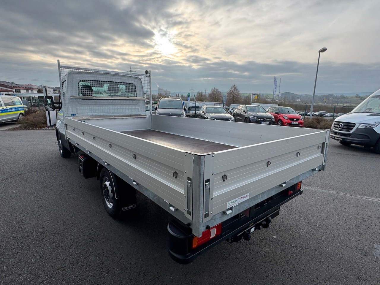 Iveco Daily 35S14 A8*L4.260mm*Automatik*Kamera* - Dostavno vozilo s kesonom: slika 5 Iveco Daily 35S14 A8*L4.260mm*Automatik*Kamera* - Dostavno vozilo s kesonom: slika 5