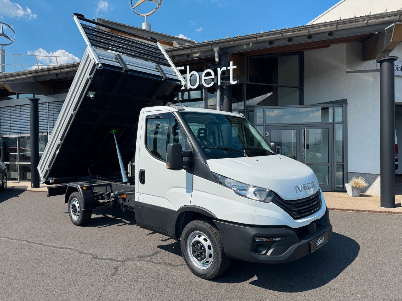 Iveco Daily 35S16 3.0L Kipper *R3.450mm*AHK*Automatik* - Dostavno vozilo prekucnik: slika 1 Iveco Daily 35S16 3.0L Kipper *R3.450mm*AHK*Automatik* - Dostavno vozilo prekucnik: slika 1