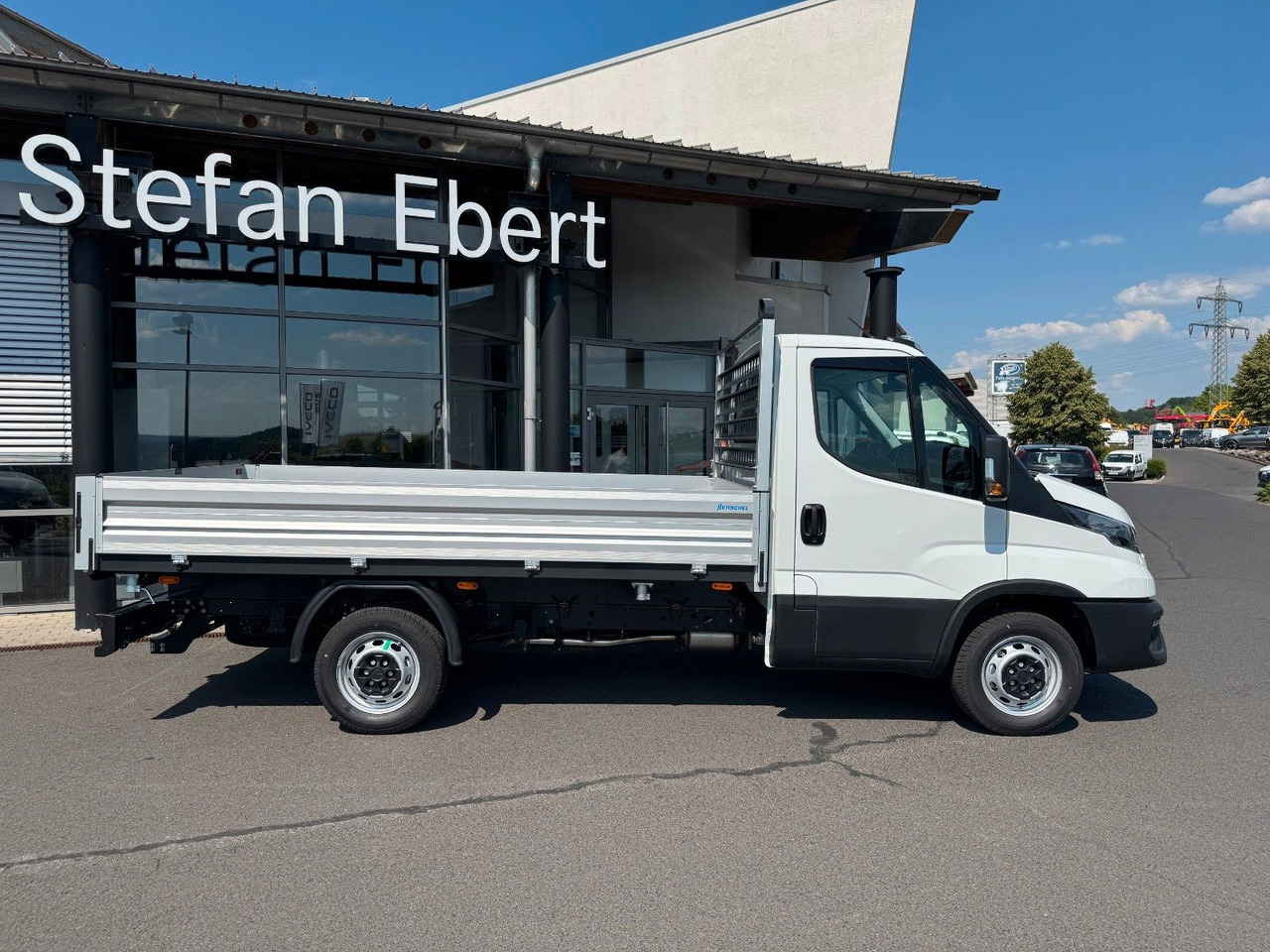 Iveco Daily 35S16 3.0L Kipper *R3.450mm*AHK*Automatik* - Dostavno vozilo prekucnik: slika 3 Iveco Daily 35S16 3.0L Kipper *R3.450mm*AHK*Automatik* - Dostavno vozilo prekucnik: slika 3