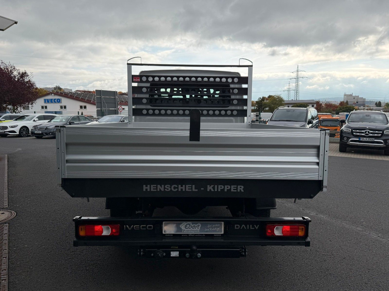 Iveco Daily 35S16 A8 *R.3450mm*Automatik*AHK*7-Sitze* - Dostavno vozilo prekucnik, Dostavno vozilo z dvojno kabino: slika 5 Iveco Daily 35S16 A8 *R.3450mm*Automatik*AHK*7-Sitze* - Dostavno vozilo prekucnik, Dostavno vozilo z dvojno kabino: slika 5