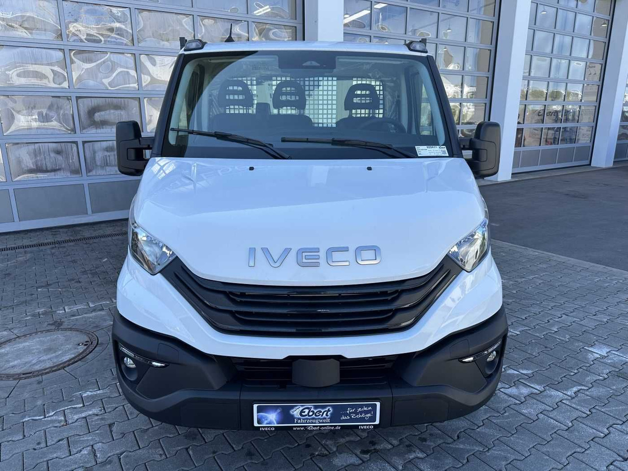 Iveco Daily 35S16 A8 *R3.750mm*AHK*Automatik* - Dostavno vozilo s kesonom: slika 2 Iveco Daily 35S16 A8 *R3.750mm*AHK*Automatik* - Dostavno vozilo s kesonom: slika 2