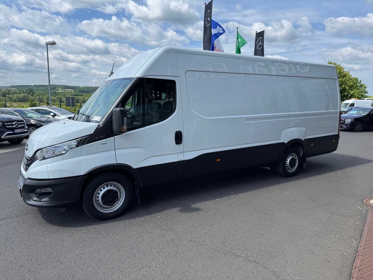 Iveco Daily 35S16 *Klima*Radstand4.100mm* - Furgon: slika 5 Iveco Daily 35S16 *Klima*Radstand4.100mm* - Furgon: slika 5
