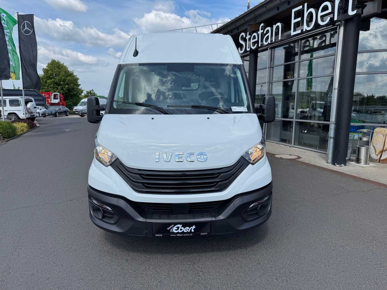 Iveco Daily 35S16 *Klima*Radstand4.100mm* - Furgon: slika 3 Iveco Daily 35S16 *Klima*Radstand4.100mm* - Furgon: slika 3